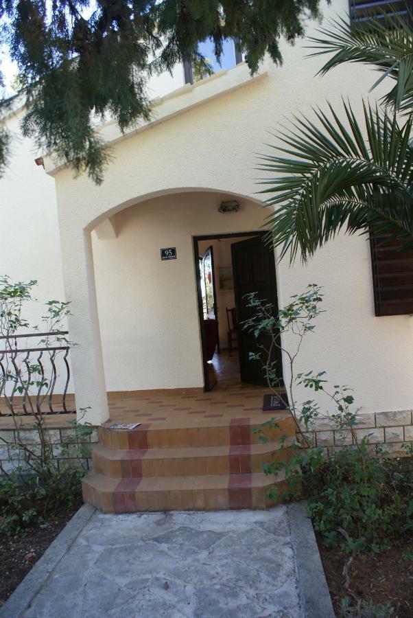 Villa Punta Donji Okrug  エクステリア 写真